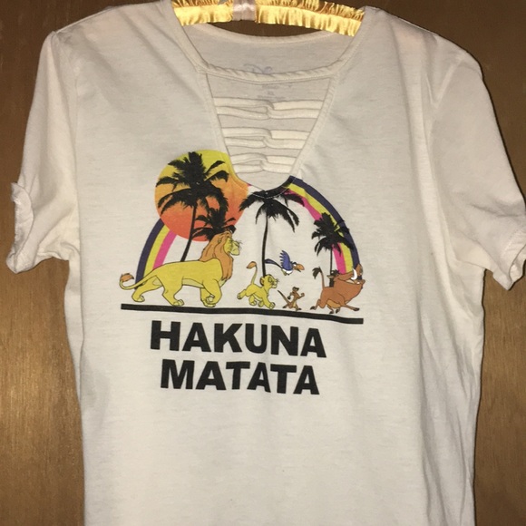 Disney Lion King tee - Picture 2 of 3